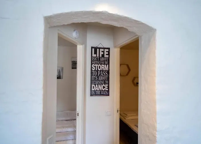 Center Getaway 3 By Berti דירה *