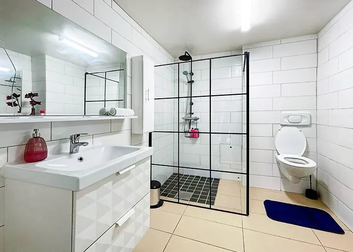 Center Getaway 3 By Berti * סטוונגר